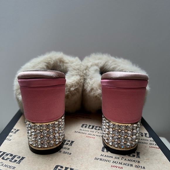 NEW Gucci Candy Crystal faux fur embellished satin mules size 36 - Picture 5 of 7